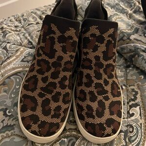 Rothy's Brown and Black Patterned Slip-On Sneakers